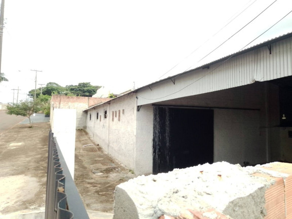 Imóvel Comercial para Alugar, 400 m² em Arapongas