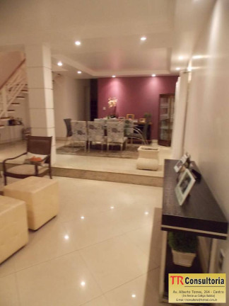 Imagem Casa com 3 Quartos à Venda, 432 m² em Campos Dos Goytacazes Imagem Casa com 3 Quartos à Venda, 432 m² em Campos Dos Goytacazes