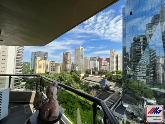Imagem Apartamento com 3 Quartos à Venda, 220 m² em Itaim Bibi - São Paulo Imagem Apartamento com 3 Quartos à Venda, 220 m² em Itaim Bibi - São Paulo