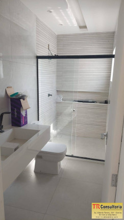 Imagem Casa com 4 Quartos à Venda, 420 m² em Campos Dos Goytacazes Imagem Casa com 4 Quartos à Venda, 420 m² em Campos Dos Goytacazes