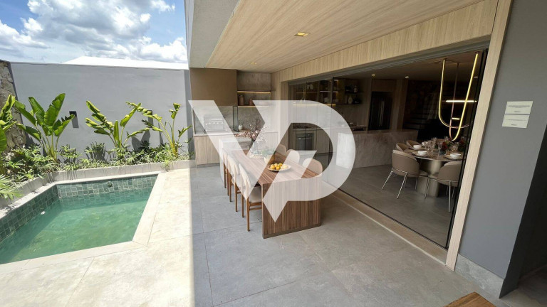 Imagem Casa com 3 Quartos à Venda, 225 m² em Alphaville - Santana De Parnaíba Imagem Casa com 3 Quartos à Venda, 225 m² em Alphaville - Santana De Parnaíba