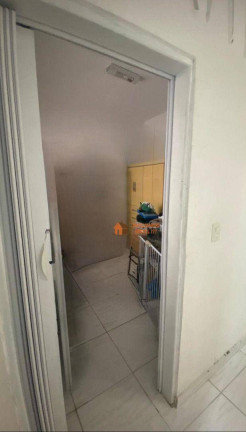 Imagem Casa com 2 Quartos à Venda, 118 m² em Vila Rosália - Guarulhos
