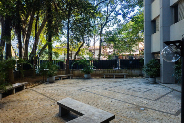 Imagem Imóvel com 3 Quartos à Venda, 140 m² em Moema - São Paulo