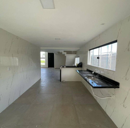 Imagem Casa com 4 Quartos à Venda, 240 m² em Catu De Abrantes (abrantes) - Camaçari