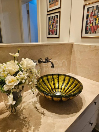 Imagem Apartamento com 4 Quartos à Venda, 135 m² em Pioneiros - Balneário Camboriú Imagem Apartamento com 4 Quartos à Venda, 135 m² em Pioneiros - Balneário Camboriú
