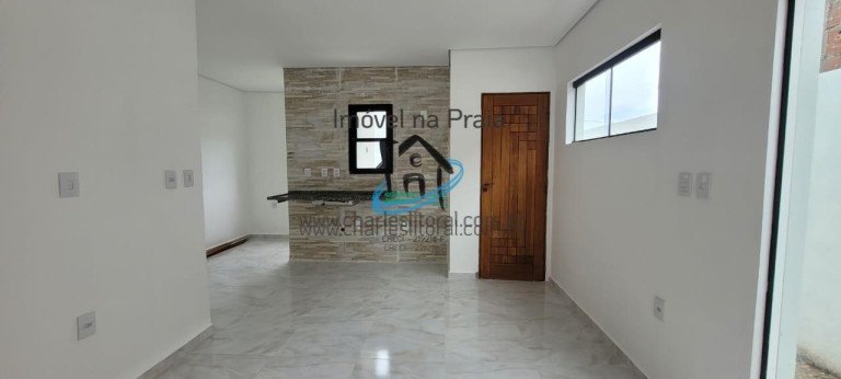 Imagem Casa com 3 Quartos à Venda,  em Jaraguá - Caraguatatuba