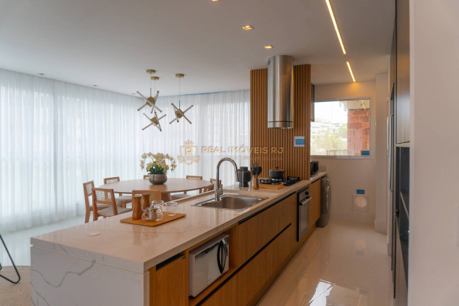 Apartamento com 4 Quartos à Venda, 147 m² em Barra Da Tijuca - Rio De Janeiro