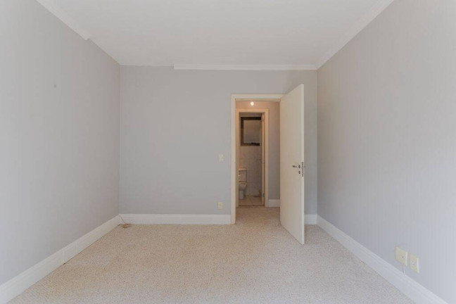 Imagem Apartamento com 3 Quartos à Venda, 278 m² em Boa Vista - Porto Alegre