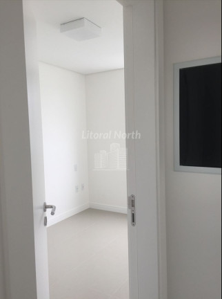 Imagem Apartamento com 2 Quartos à Venda, 74 m² em Centro - Itajaí