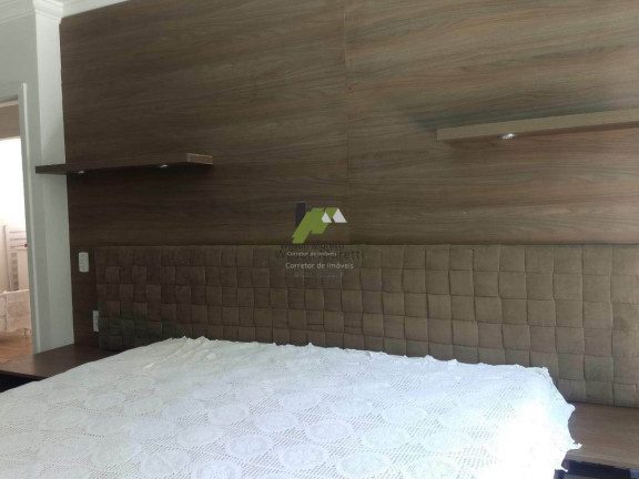 Imagem Casa com 4 Quartos à Venda, 250 m²