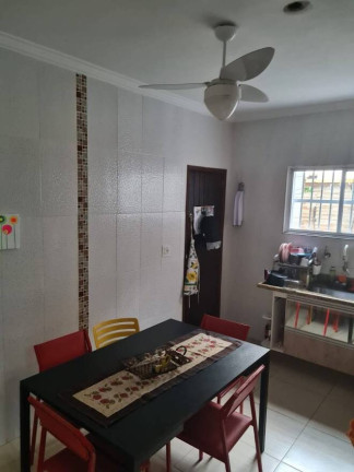 Imagem Casa com 3 Quartos à Venda, 212 m² em Nova Mirim - Praia Grande Imagem Casa com 3 Quartos à Venda, 212 m² em Nova Mirim - Praia Grande