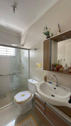 Imagem Casa com 2 Quartos à Venda, 77 m² em 122 - Tijucas