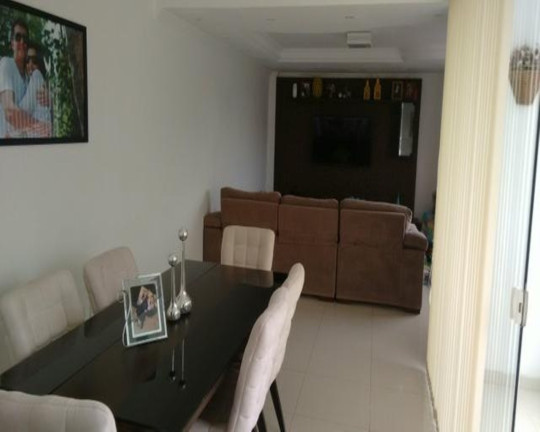 Casa com 3 Quartos à Venda,  em Vila Valença - São Vicente