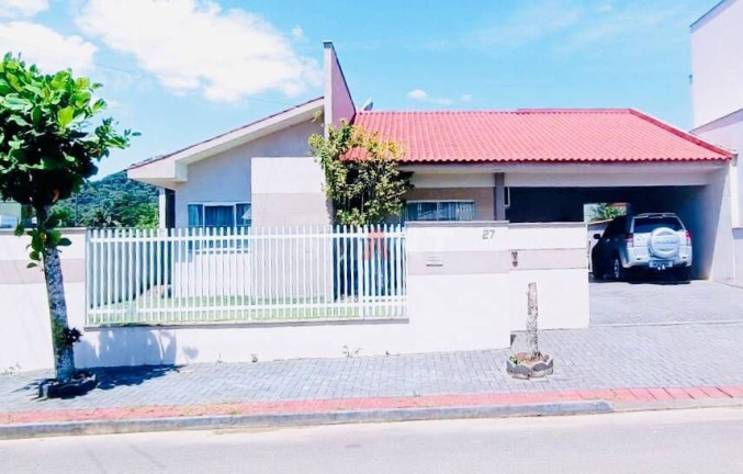 Casa com 3 Quartos à Venda, 198 m² em Amizade - Jaraguá Do Sul