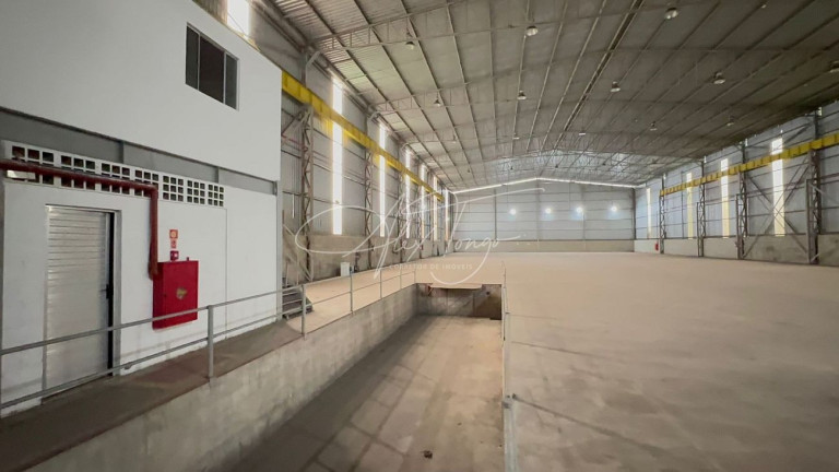 Imagem Imóvel Comercial para Alugar, 2.100 m² em Civit Ii - Serra