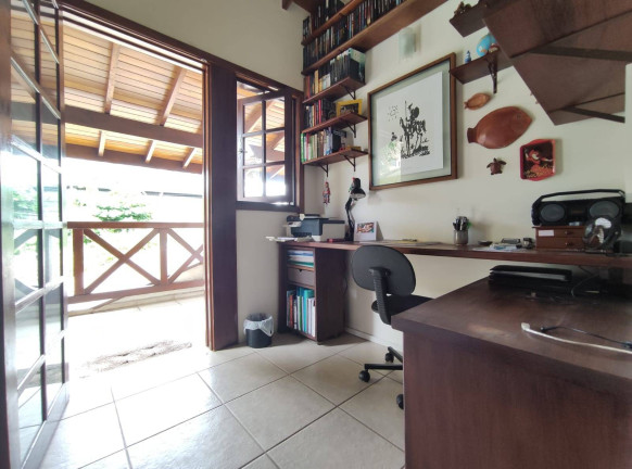 Imagem Casa com 6 Quartos à Venda, 396 m² em Itaguá - Ubatuba