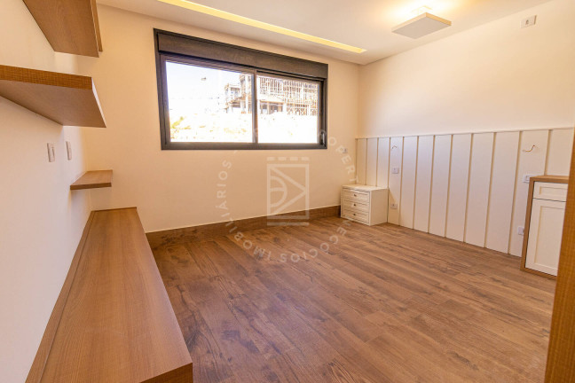 Imagem Casa com 4 Quartos à Venda, 337 m² em Urbanova - São José Dos Campos Imagem Casa com 4 Quartos à Venda, 337 m² em Urbanova - São José Dos Campos