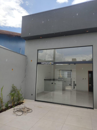 Imagem Casa com 2 Quartos à Venda, 75 m²