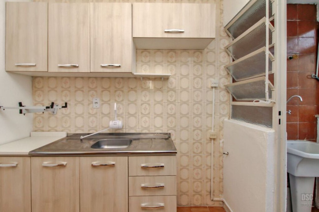 Imagem Imóvel com 1 Quarto à Venda, 38 m² em Camaquã - Porto Alegre Imagem Imóvel com 1 Quarto à Venda, 38 m² em Camaquã - Porto Alegre