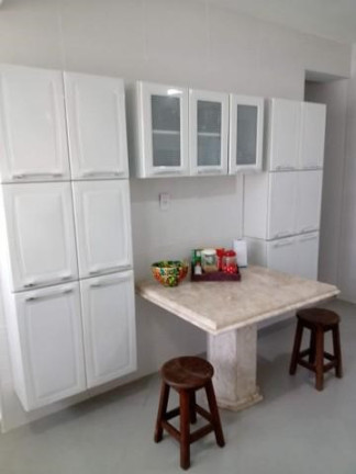 Imagem Casa com 3 Quartos à Venda, 200 m² em Centro - Caraguatatuba
