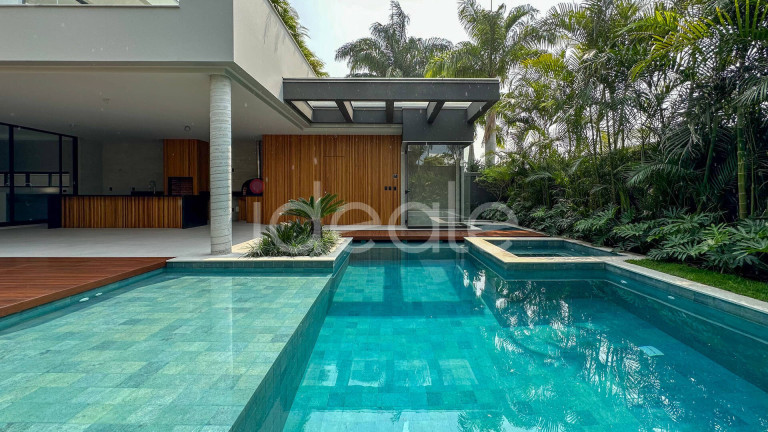 Imagem Casa de Condomínio com 5 Quartos à Venda,  em Barra Da Tijuca - Rio De Janeiro