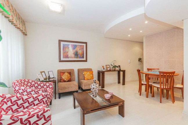 Imagem Imóvel com 3 Quartos à Venda, 84 m² em Menino Deus - Porto Alegre Imagem Imóvel com 3 Quartos à Venda, 84 m² em Menino Deus - Porto Alegre