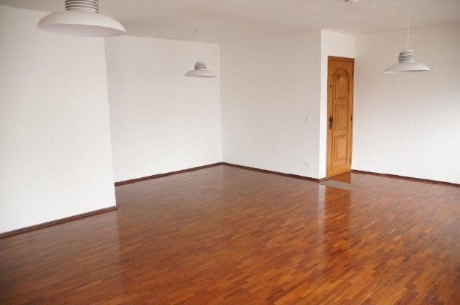 Imagem Imóvel com 3 Quartos à Venda, 150 m² em Vila Andrade - São Paulo