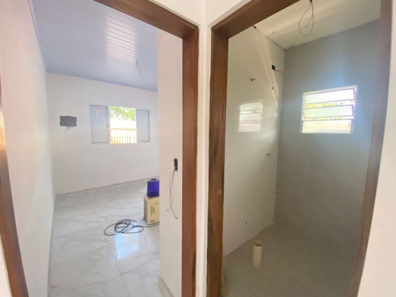 Imagem Casa com 2 Quartos à Venda, 51 m² em Balneário Tupy - Itanhaém