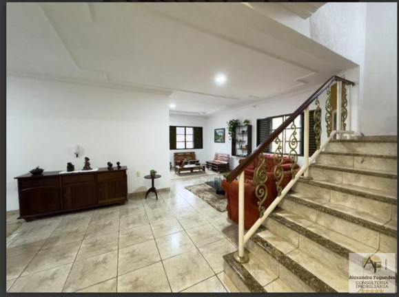 Imagem Casa com 4 Quartos à Venda, 420 m² em Setor Jaó - Goiânia