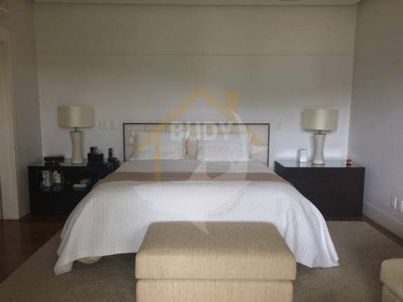 Imagem Casa com 4 Quartos à Venda, 1.054 m² em Alphaville - Santana De Parnaíba Imagem Casa com 4 Quartos à Venda, 1.054 m² em Alphaville - Santana De Parnaíba