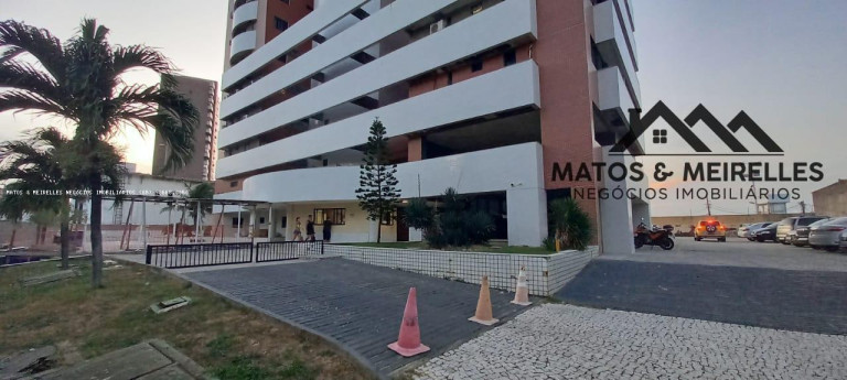 Imagem Apartamento com 2 Quartos à Venda, 63 m² em Mucuripe - Fortaleza Imagem Apartamento com 2 Quartos à Venda, 63 m² em Mucuripe - Fortaleza