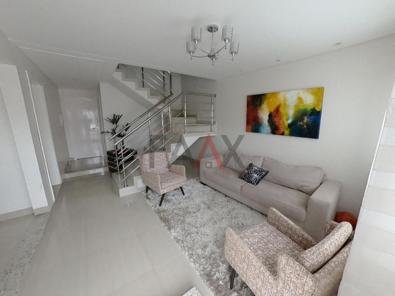 Imagem Casa com 3 Quartos à Venda, 272 m² em Alto Da Xv - Guarapuava