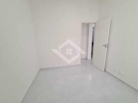 Imagem Apartamento com 1 Quarto à Venda, 40 m² em Catete - Rio De Janeiro Imagem Apartamento com 1 Quarto à Venda, 40 m² em Catete - Rio De Janeiro