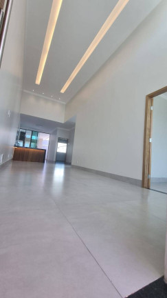 Imagem Casa com 3 Quartos à Venda, 128 m² em Moinho Dos Ventos - Goiânia Imagem Casa com 3 Quartos à Venda, 128 m² em Moinho Dos Ventos - Goiânia