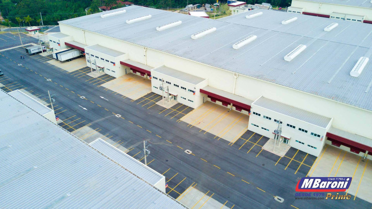 Galpão à Venda, 1.300 m² em Sítio Boa Vista - Cotia