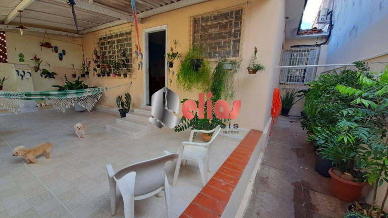 Imagem Casa com 3 Quartos à Venda, 270 m² em Vila Santa Tereza - Bauru Imagem Casa com 3 Quartos à Venda, 270 m² em Vila Santa Tereza - Bauru