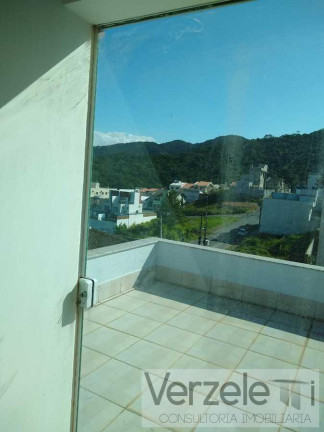 Imagem Casa com 3 Quartos à Venda, 130 m² em Ariribá - Balneário Camboriú