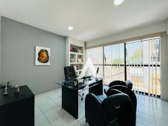 Sala Comercial à Venda, 42 m² em Várzea - Teresópolis