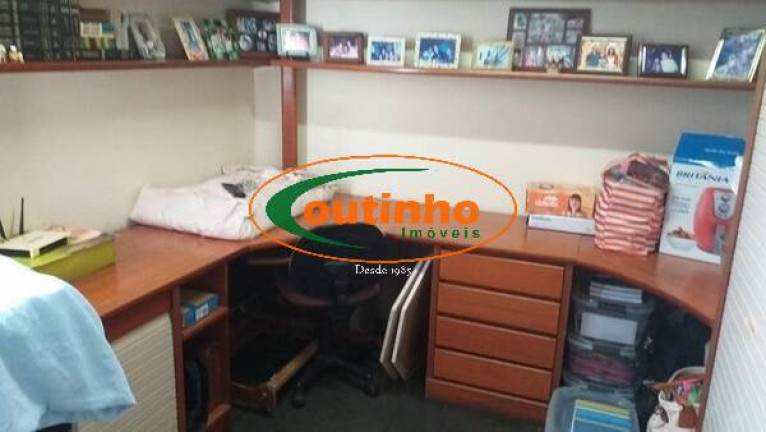 Imagem Apartamento com 4 Quartos à Venda, 156 m² em Tijuca - Rio De Janeiro Imagem Apartamento com 4 Quartos à Venda, 156 m² em Tijuca - Rio De Janeiro