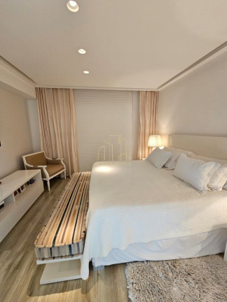 Imagem Imóvel com 3 Quartos à Venda, 235 m² em Horto Florestal - Salvador Imagem Imóvel com 3 Quartos à Venda, 235 m² em Horto Florestal - Salvador