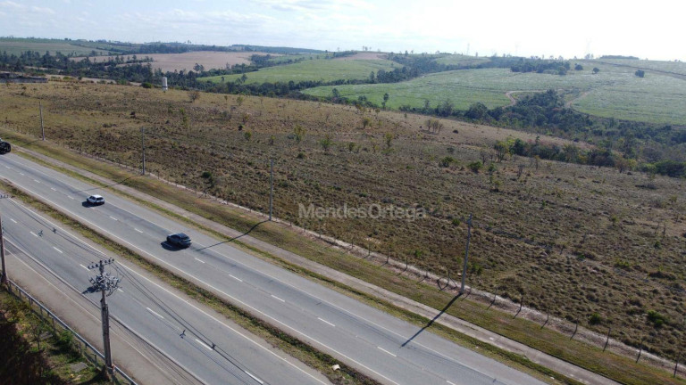 Terreno à Venda, 40.000 m² em Melissa - Itu