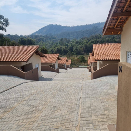 Imagem Casa com 2 Quartos à Venda, 200 m² em Ribeirão Dos Porcos - Atibaia Imagem Casa com 2 Quartos à Venda, 200 m² em Ribeirão Dos Porcos - Atibaia