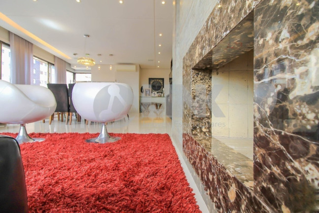 Imagem Apartamento com 3 Quartos à Venda, 182 m² em Petrópolis - Porto Alegre Imagem Apartamento com 3 Quartos à Venda, 182 m² em Petrópolis - Porto Alegre