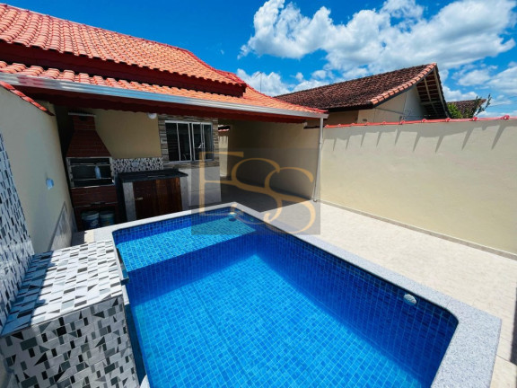 Imagem Casa com 2 Quartos à Venda, 77 m² em Santa Terezinha - Itanhaém Imagem Casa com 2 Quartos à Venda, 77 m² em Santa Terezinha - Itanhaém