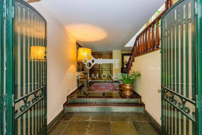 Imagem Casa com 6 Quartos à Venda,  em Parque Silvino Pereira - Cotia