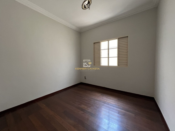 Imagem Casa com 4 Quartos à Venda, 229 m² em Guanabara - Patos De Minas Imagem Casa com 4 Quartos à Venda, 229 m² em Guanabara - Patos De Minas