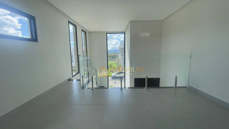 Imagem Sobrado com 3 Quartos à Venda, 192 m² em Santa Mônica - Caçapava