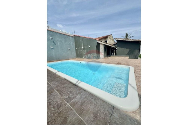 Casa com 3 Quartos à Venda, 400 m² em Centro - Peruíbe