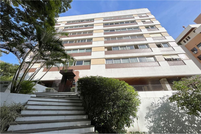 Imagem Imóvel com 3 Quartos à Venda, em Rio Branco - Porto Alegre Imagem Imóvel com 3 Quartos à Venda, em Rio Branco - Porto Alegre