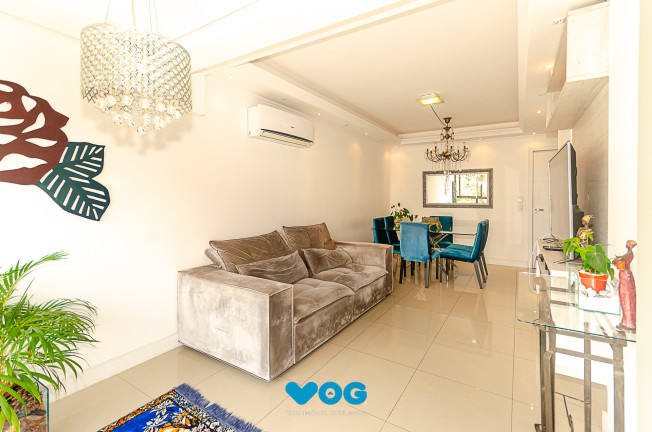Imagem Imóvel com 2 Quartos à Venda, 80 m² em Petrópolis - Porto Alegre Imagem Imóvel com 2 Quartos à Venda, 80 m² em Petrópolis - Porto Alegre